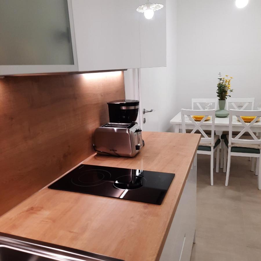 Apartmani Dorijana 弗尔萨尔 外观 照片